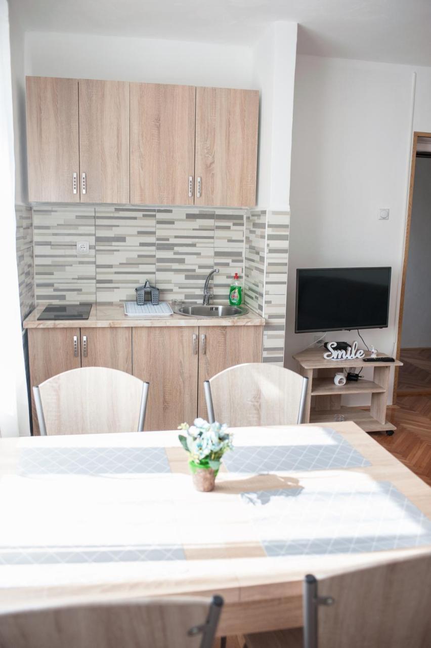 Апартаменты Apartman Nikola Требинье Экстерьер фото